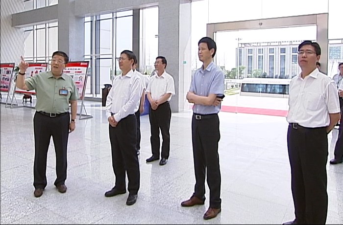 江苏省委常委、组织部部长郭文奇莅临w66利来药业调研指导